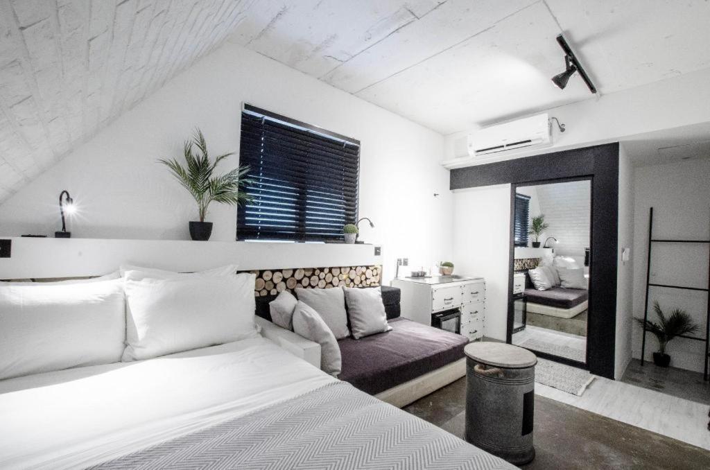 Motel Mmmio Ii Design Myeongdong 2*