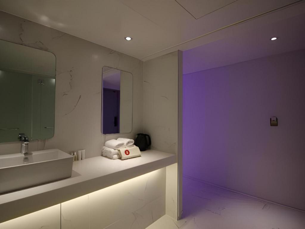 Bobo Hongdae Hotel 3*