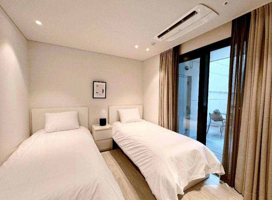 Hotel Arcente Myeongdong 3*