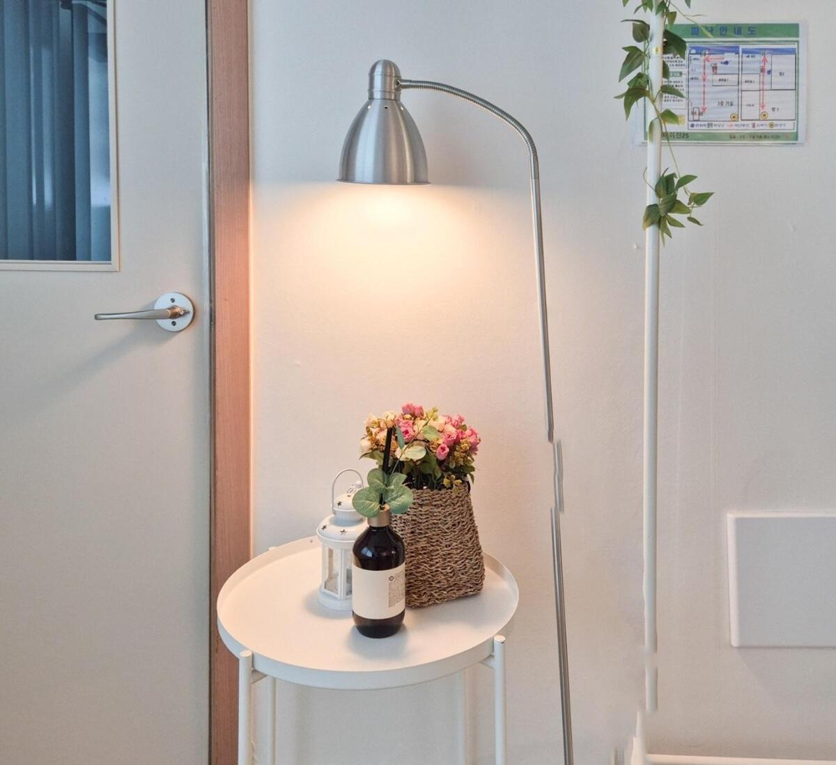 Apartment Gangseo House *