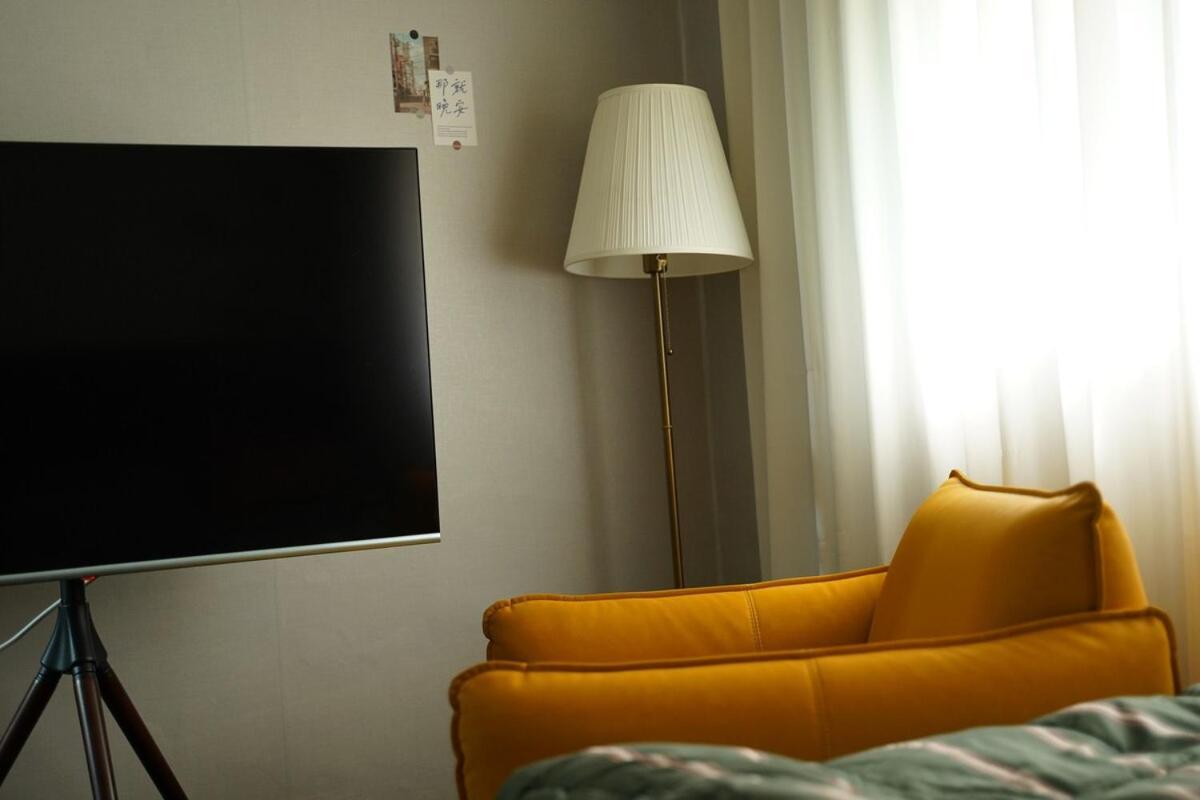 Annyeong House