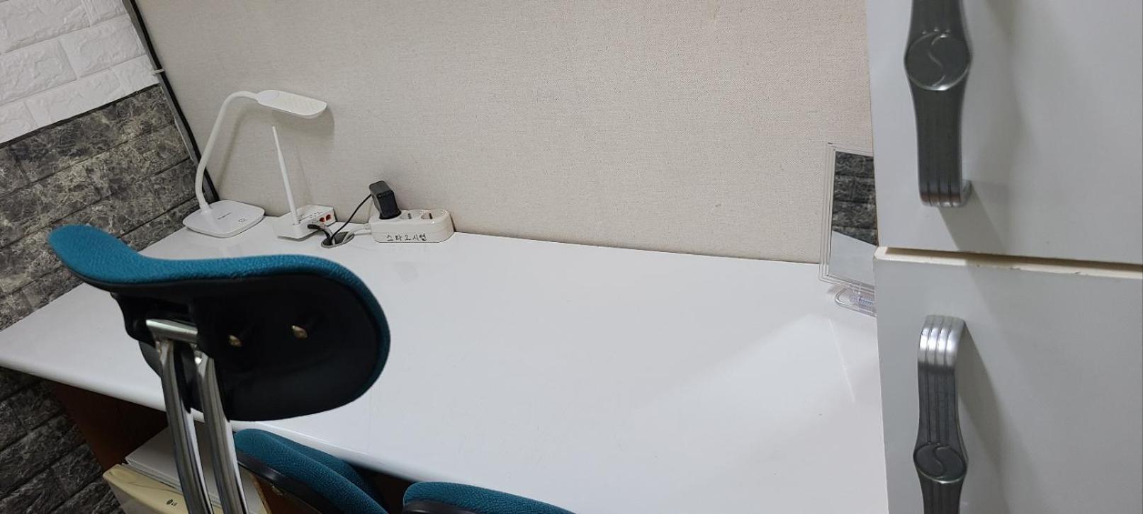 Male-only Single In Seoul, Quiet, Convenient Access To Anywhere In Seoul, Great View, Good Value, Shared Kitchen, Randomly Assigned