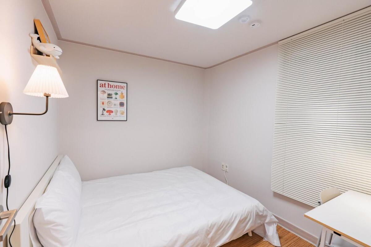 Apartment Namsan Beautiful Big Hill House *