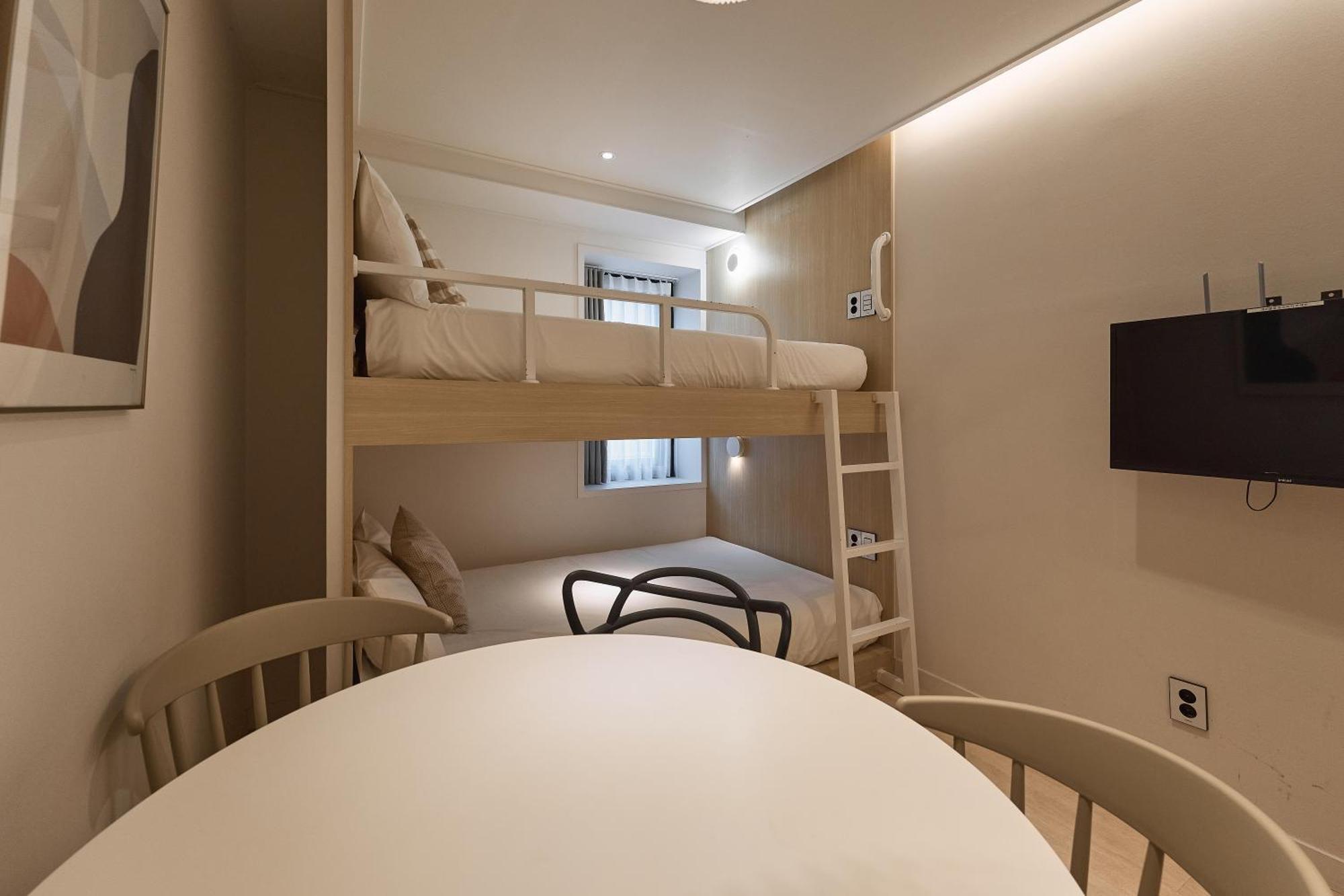 Artravel Aparthotel 2*