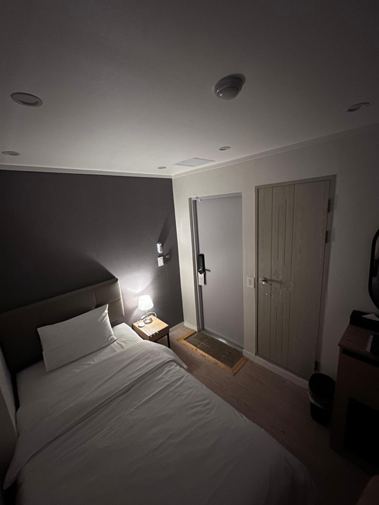 About Dongdaemun Hotel