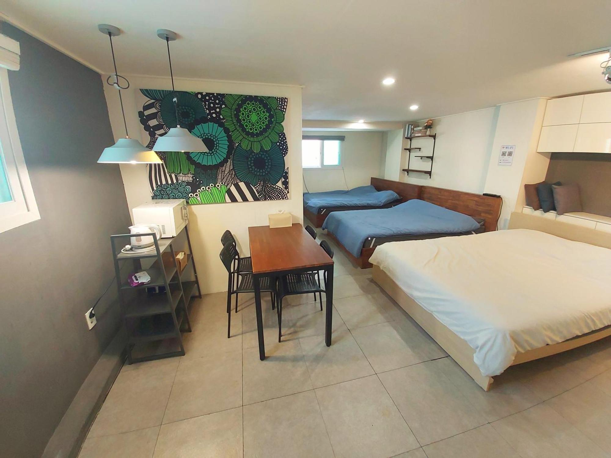 Hostel Blue Boat Myeongdong Seoul