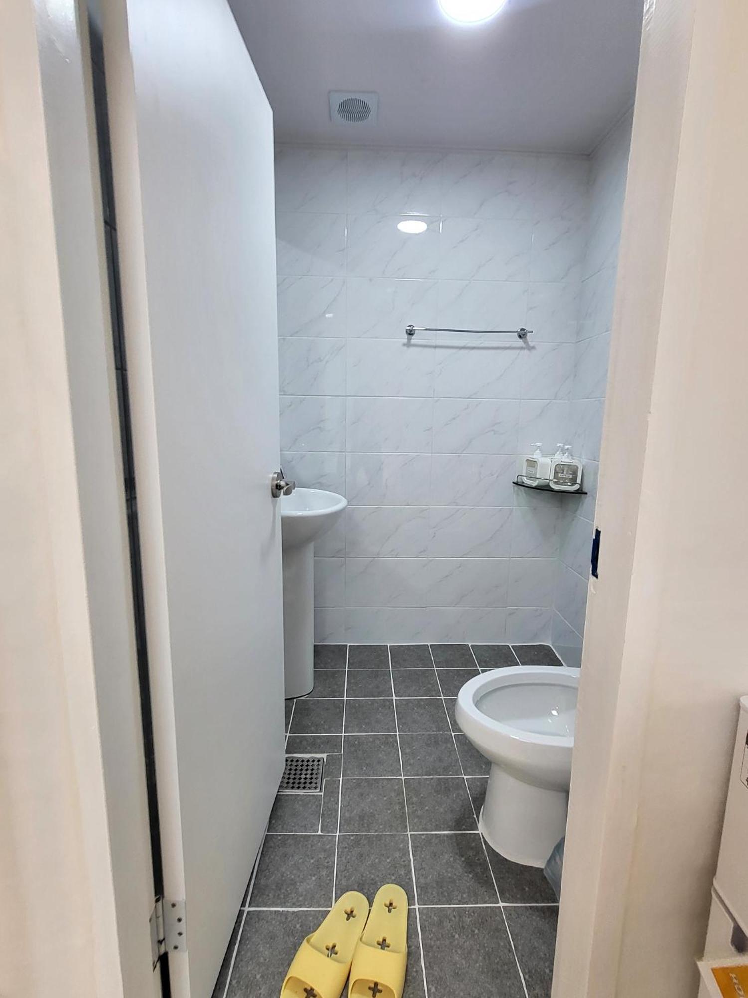 Humming Apartment Seoul