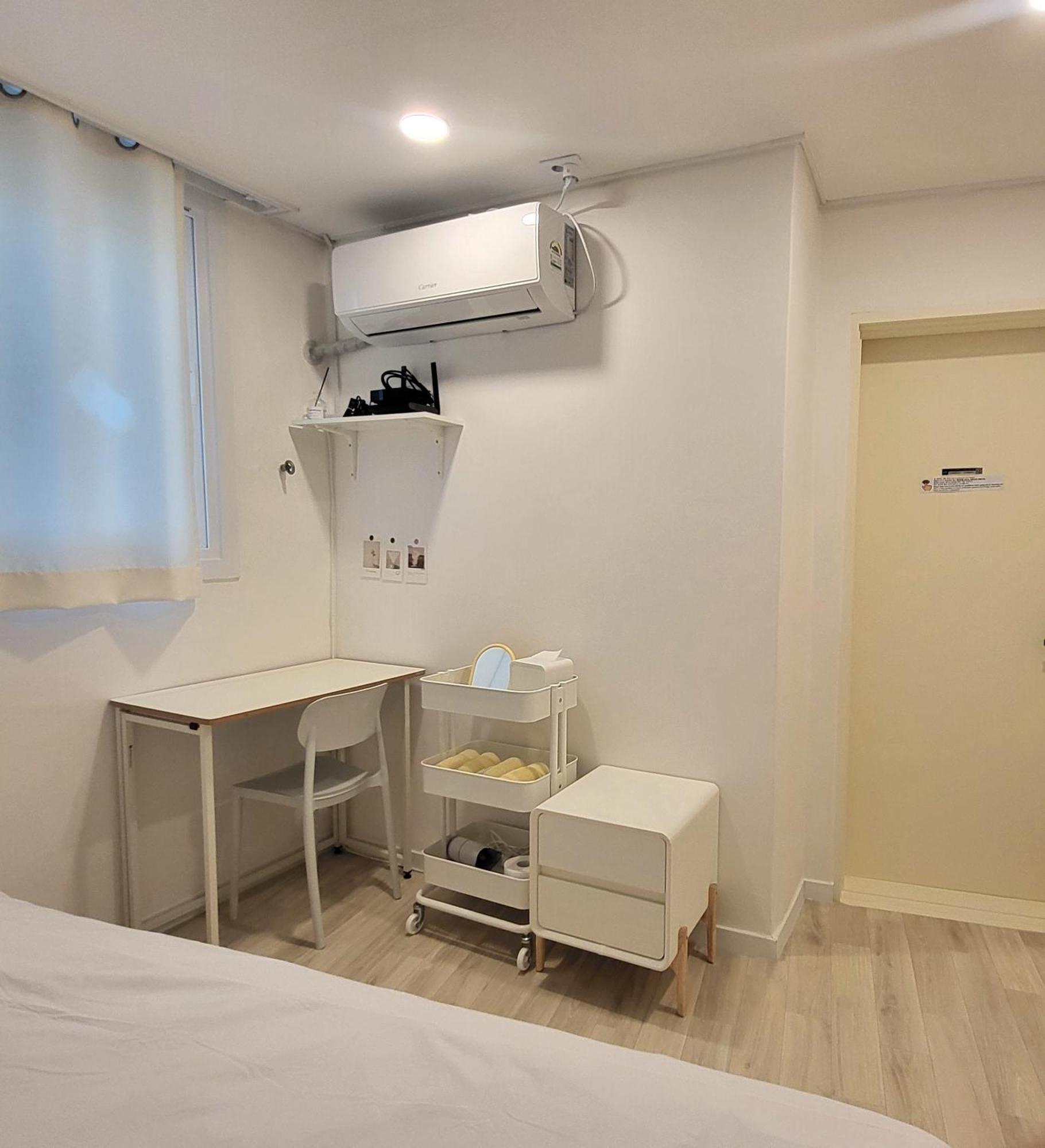 Humming Apartment *