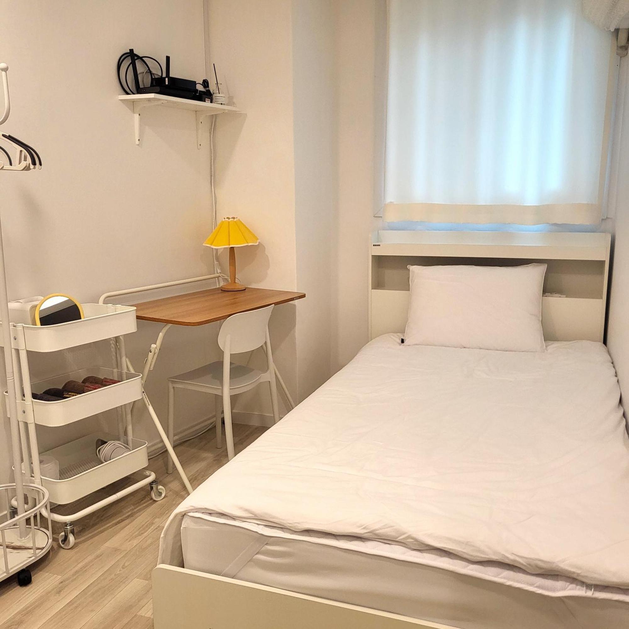 Humming Apartment