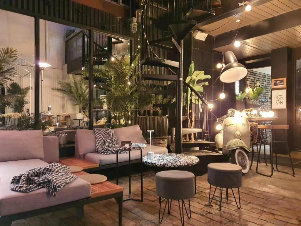 Mmmio Ii Design Myeongdong Seoul