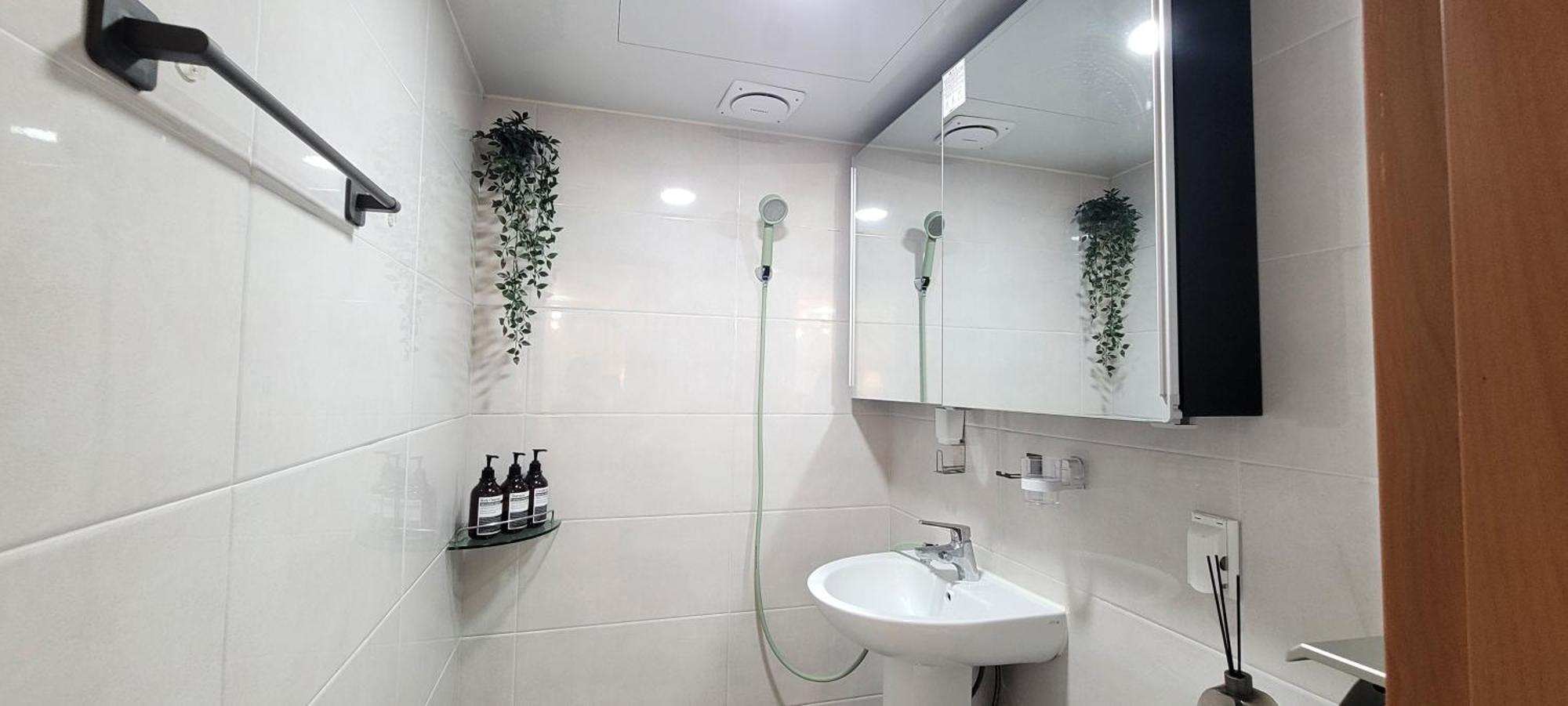 #4bed #8people #1st Floor House Villa