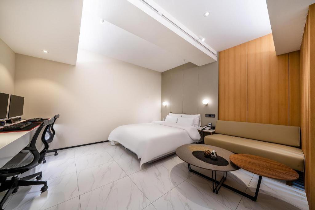 Jongro Hotel Laboum Motel Seoul