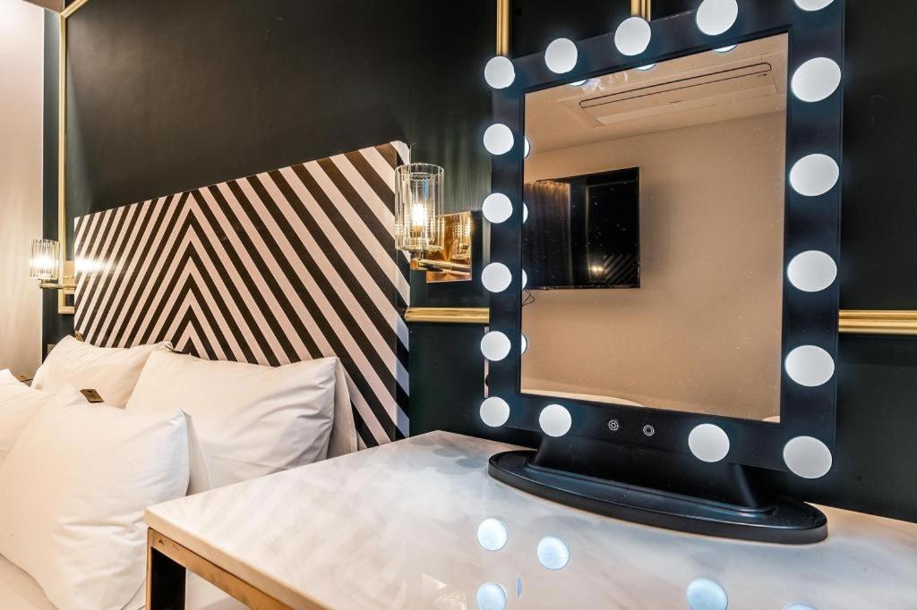 Motel Jongro Hotel Laboum