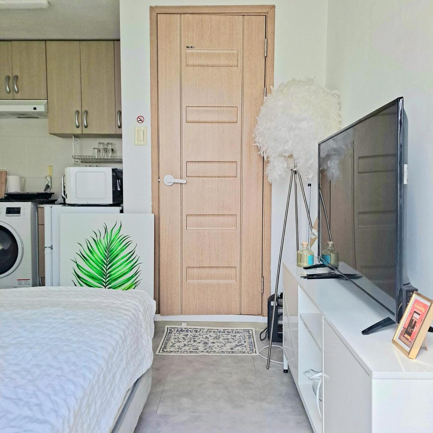 Our #2 Chungmuro Station Area Housing 2-person Hanok Village Villa Seoul