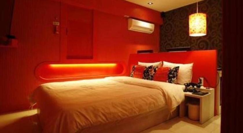Mac Motel