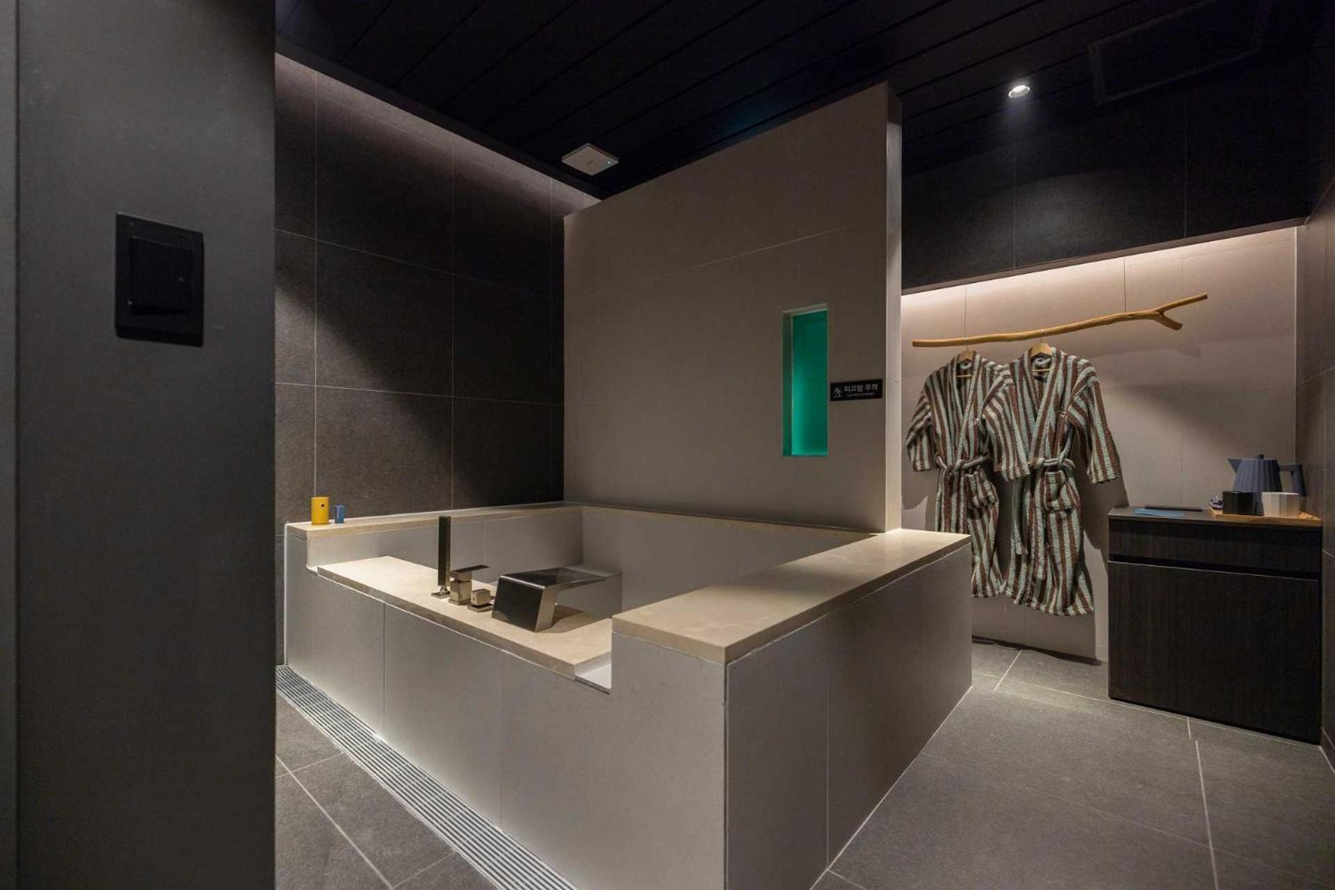 Hotel Nouvelle And Jongno Seoul