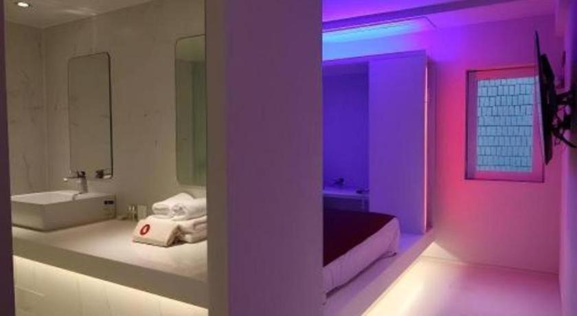 Bobo Hongdae Hotel