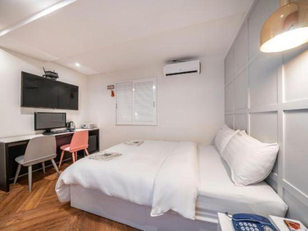 Mac Motel *
