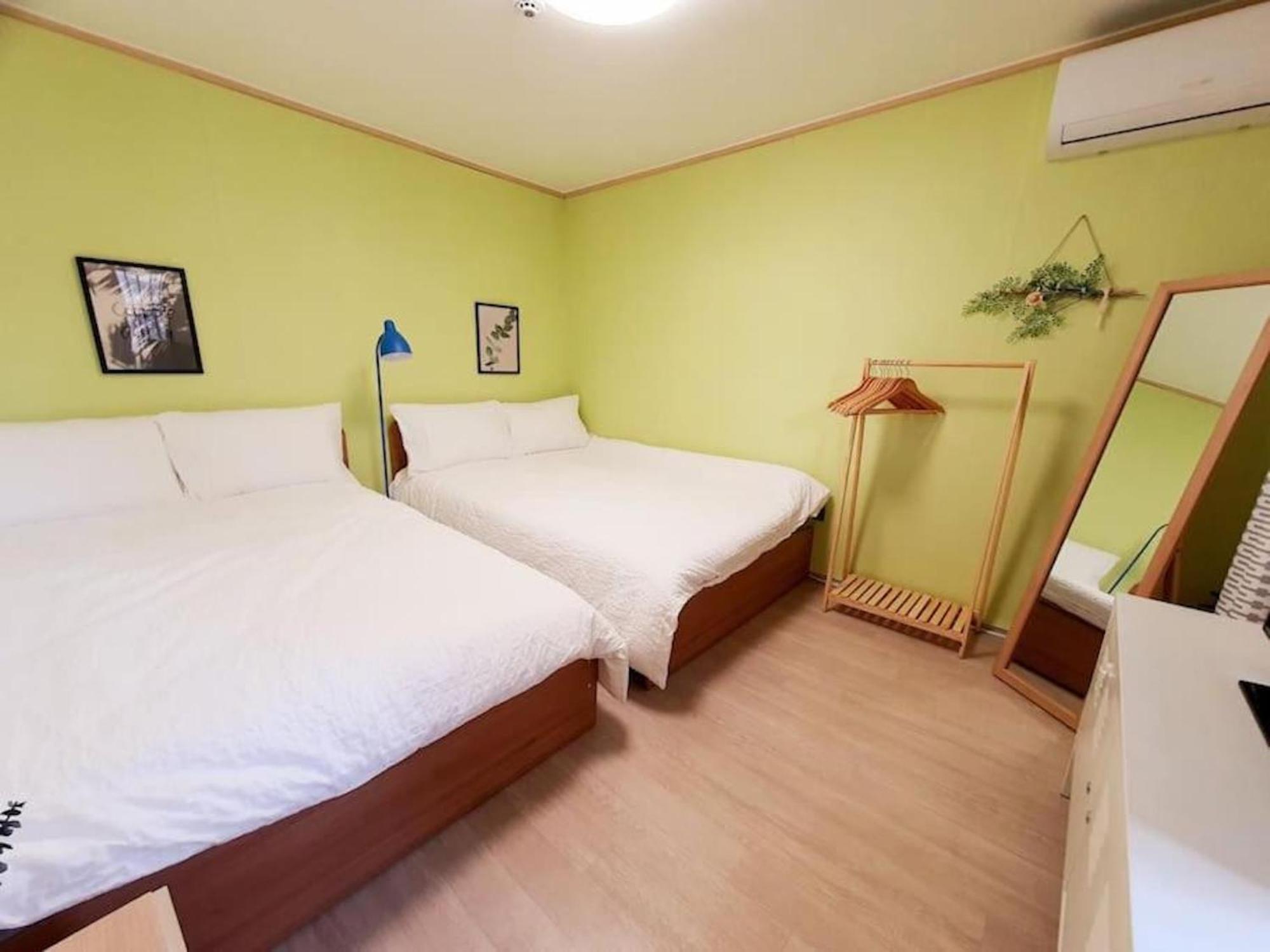 Guest house House Mongja *