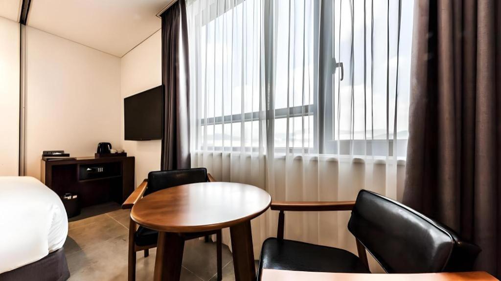 Hotel Cs Premier 3*
