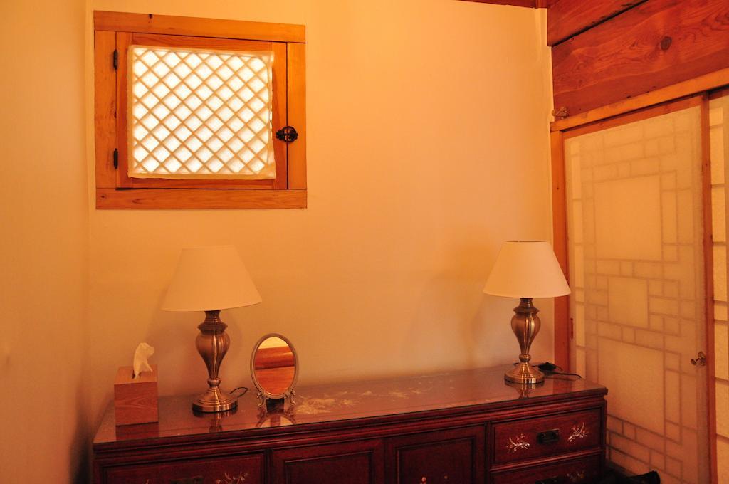 Hueahn Hanok Guest house Seoul