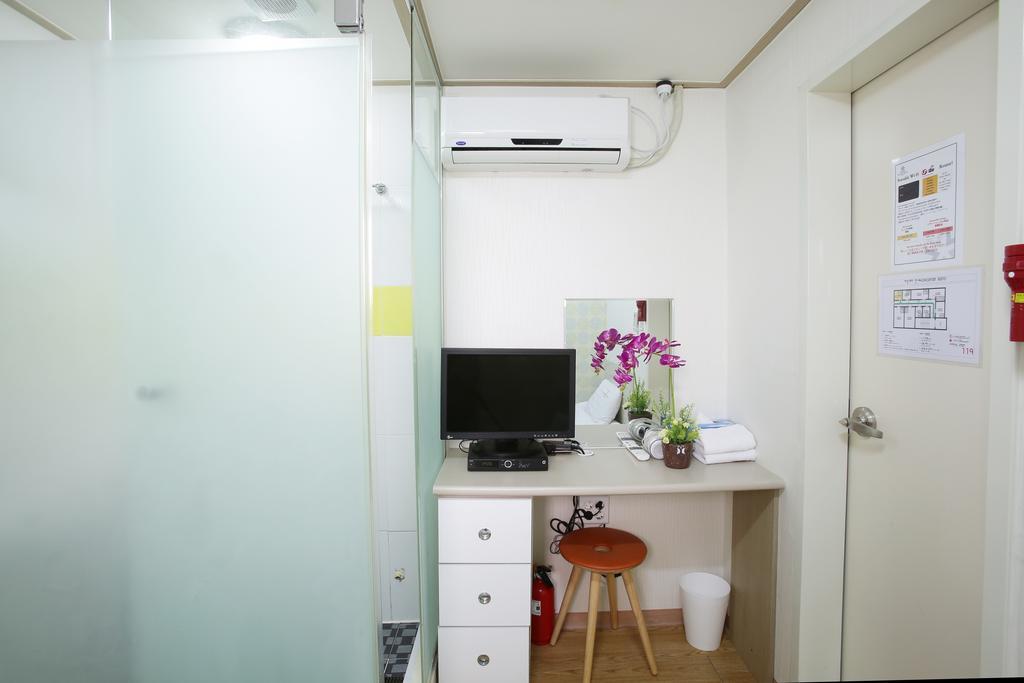 Aparthotel K-Pop Residence Myeongdong 1