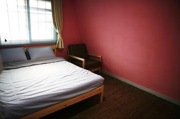 Is Hotel