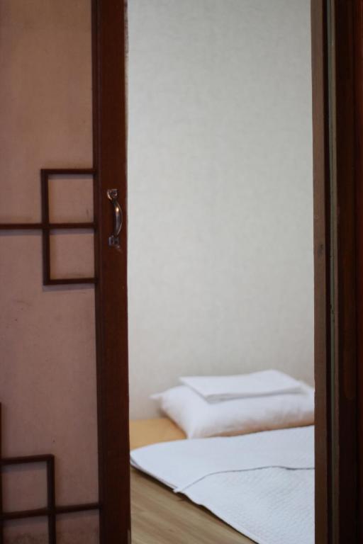 Icos 1 - Female Only Guest house