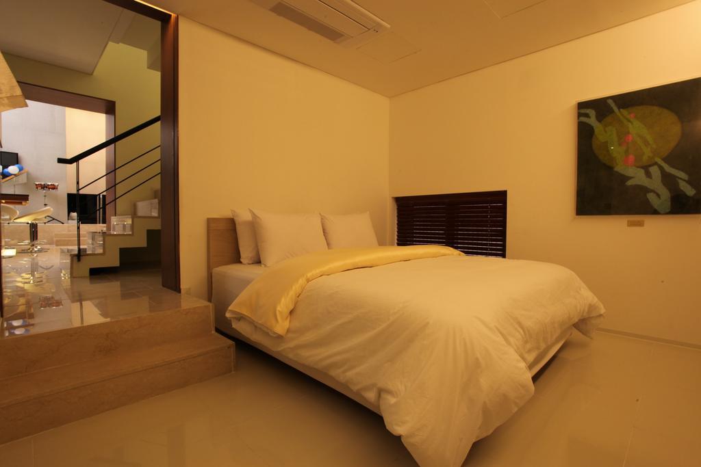 Yuwon Hotel