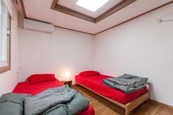 The One Hongdae In - Foreigner Only