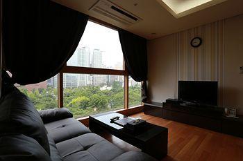 Brown Serviced Hotel 3*