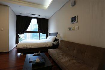 Brown Serviced 3* Seoul