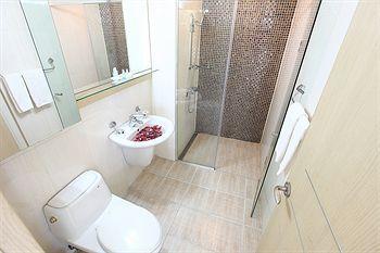 Brown Serviced Hotel 3*