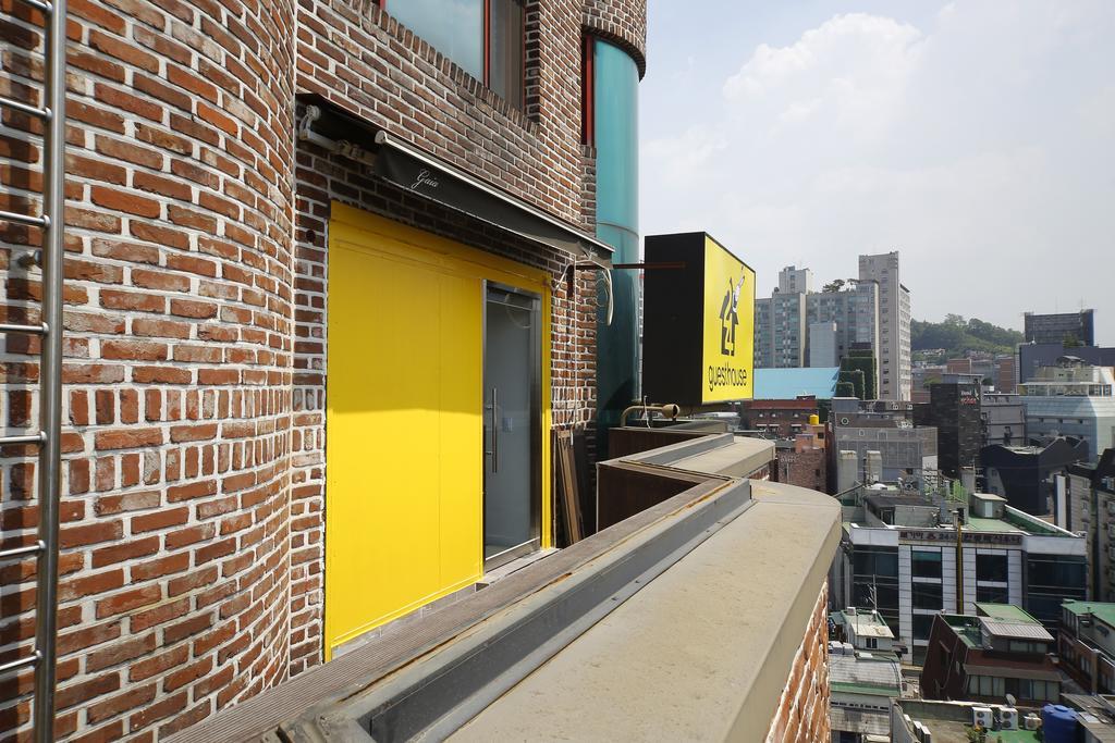 Hostel 24 Sinchon Avenue