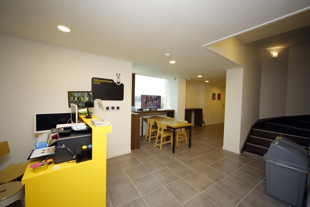 24 Sinchon Avenue Seoul