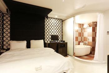 Hotel Cello Motel 2*