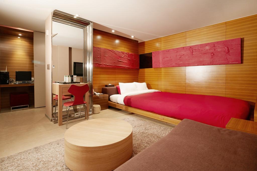 Hotel Tria Business & Boutique
