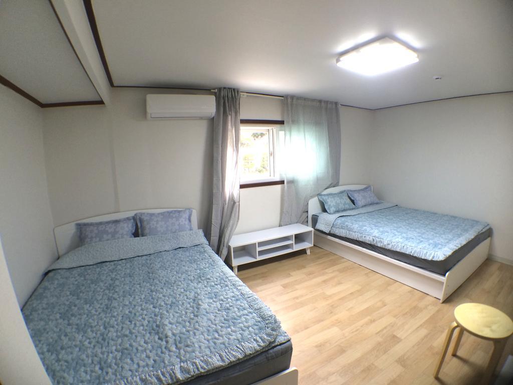 Jeong House