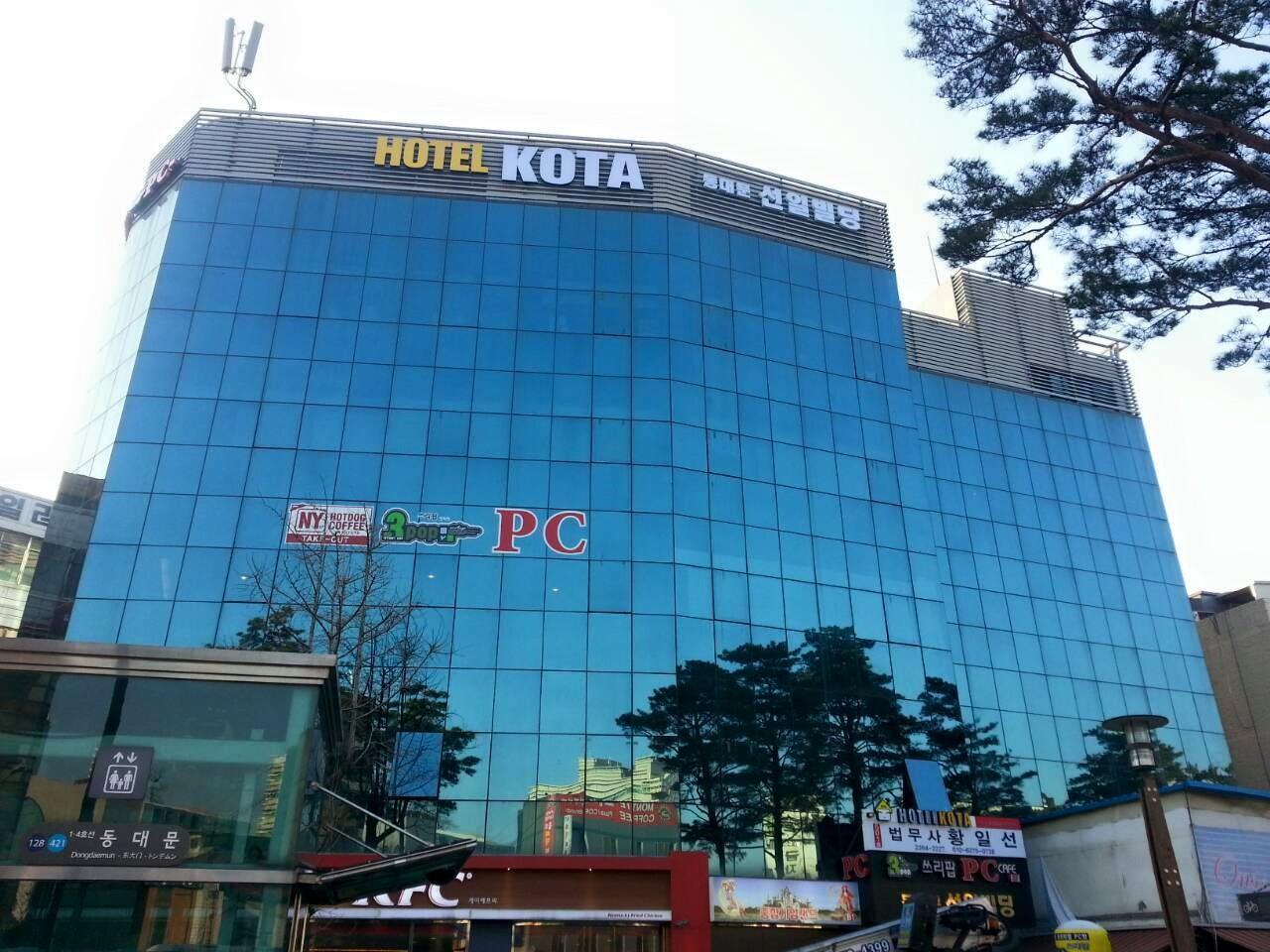 Hotel Kota 2*