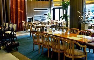 Green World Hotel 3*