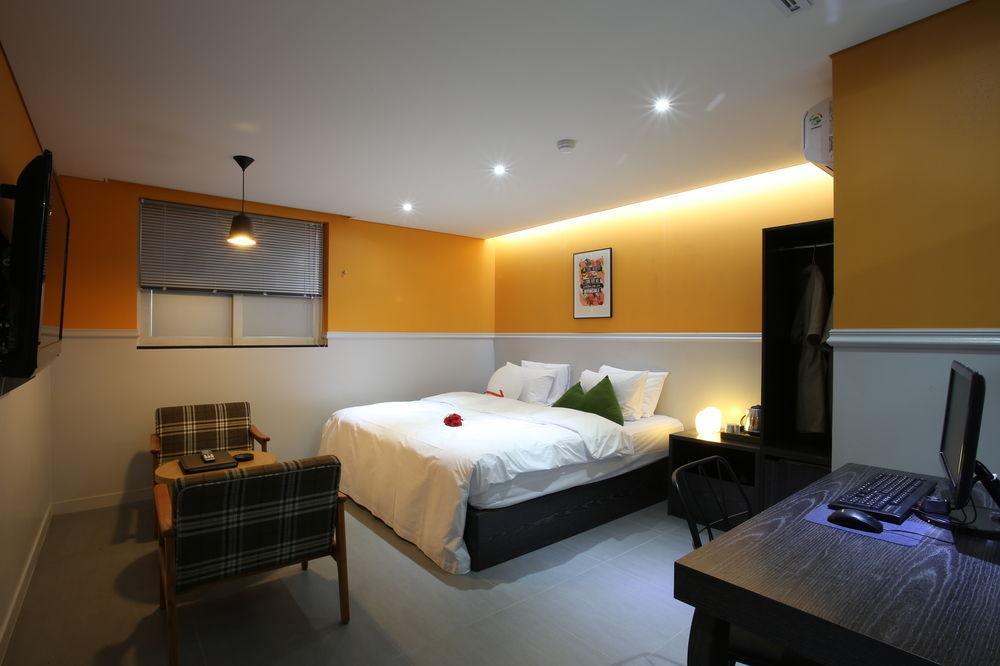 Lexy Motel