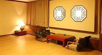 The-k Hotel