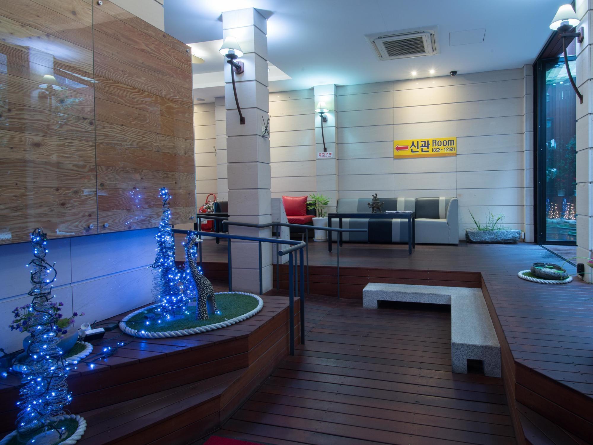 Life Style S 2* Seoul