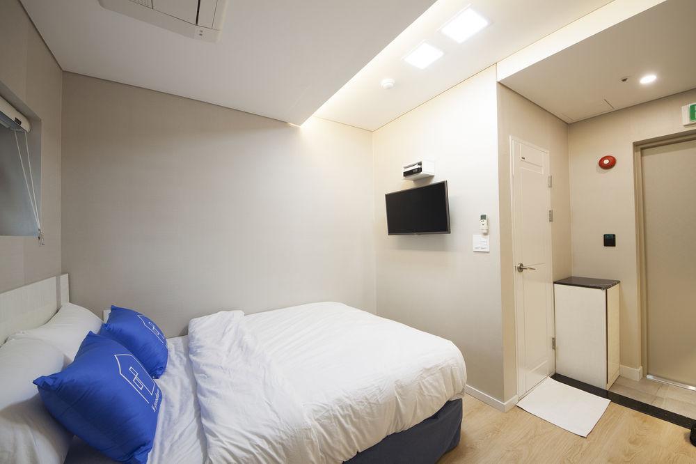 K-guesthouse Myeongdong 2 2*