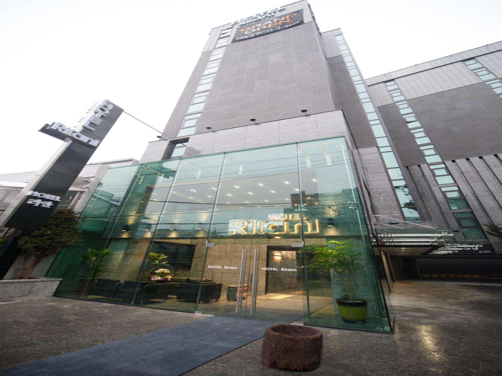 Rian 3* Seoul