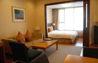 Somerset Palace Apartment