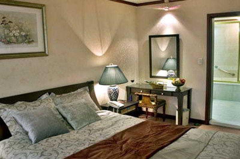 Green World Hotel 3*