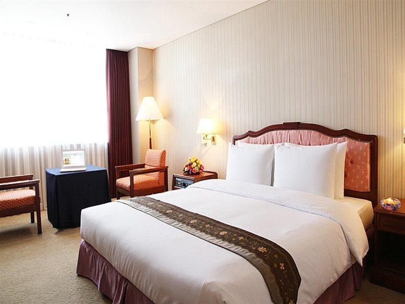 Hotel President