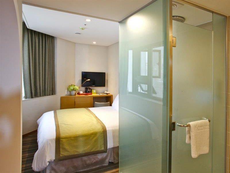 Hotel Nine Tree By Parnas Myeongdong 1