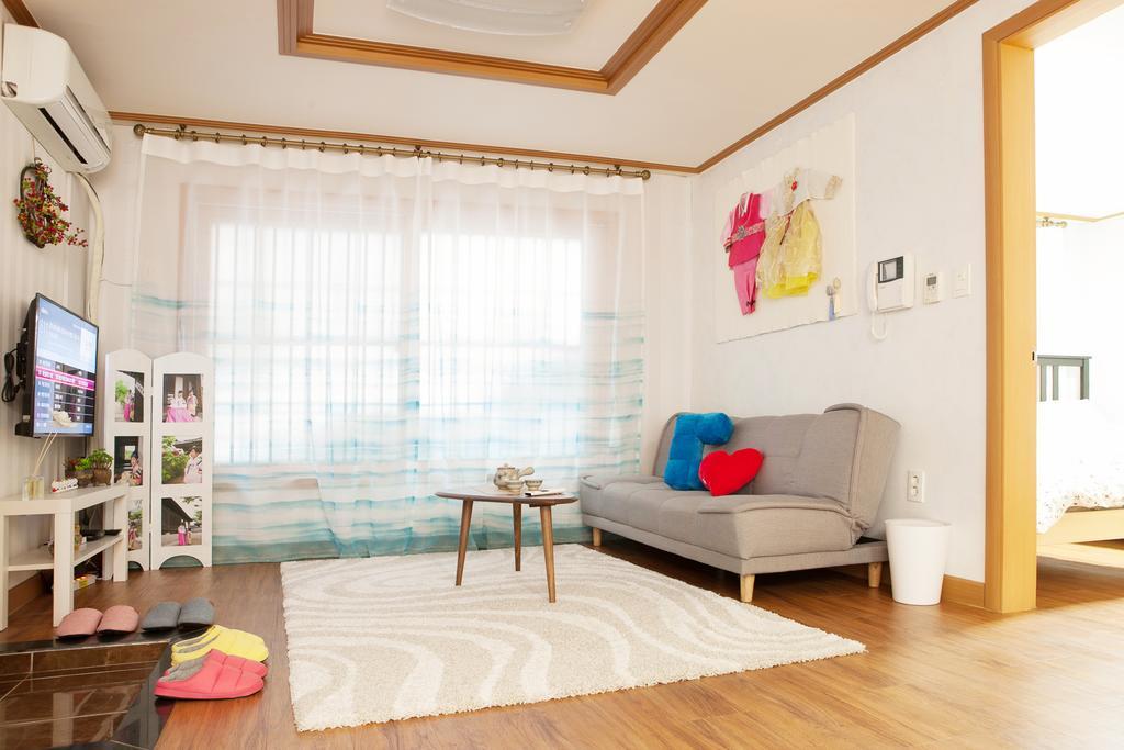 Apartment Juny Seoul